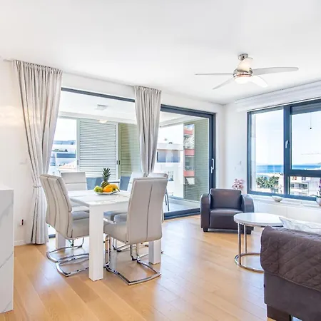 Euphoria Luxury Apartment Split Exterior photo